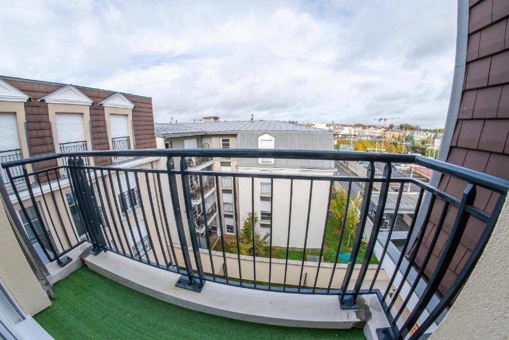 Paris & Disneyland - 2Min From Train Station - Free Private Parking Villiers-sur-Marne Kültér fotó